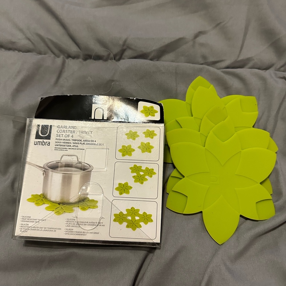 Umbra coaster/trivet